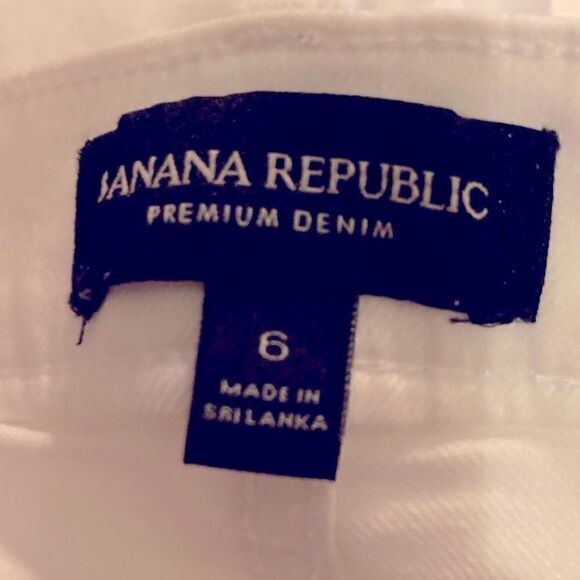 Banana Republic Jean Shorts Woman’s size 6 - Picture 3 of 4